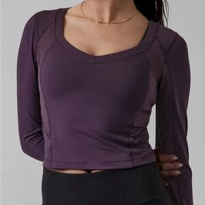 Athleta Shanti Lace Cropped Top in Plum.  XS.  EUC